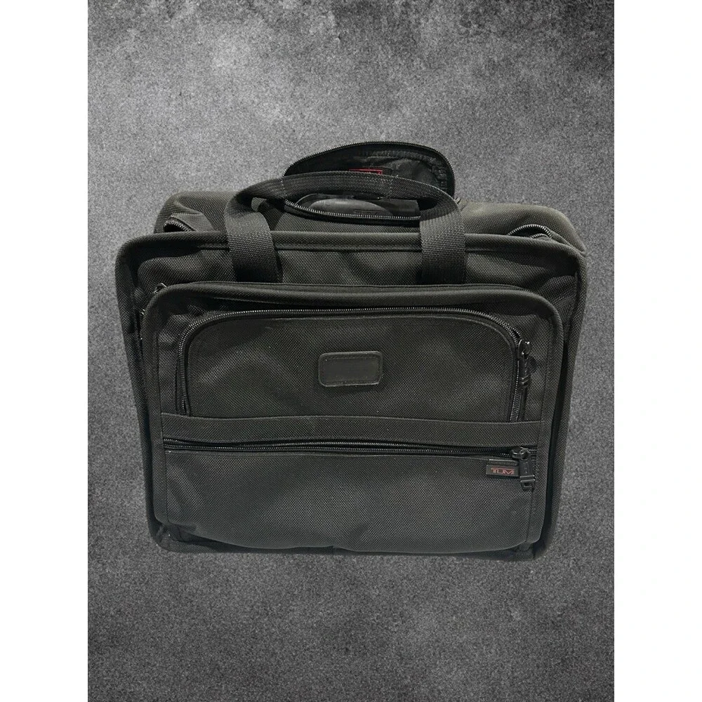 Tumi Alpha 2 Wheeled Briefcase Laptop Bag Carry-on Black 2223d3